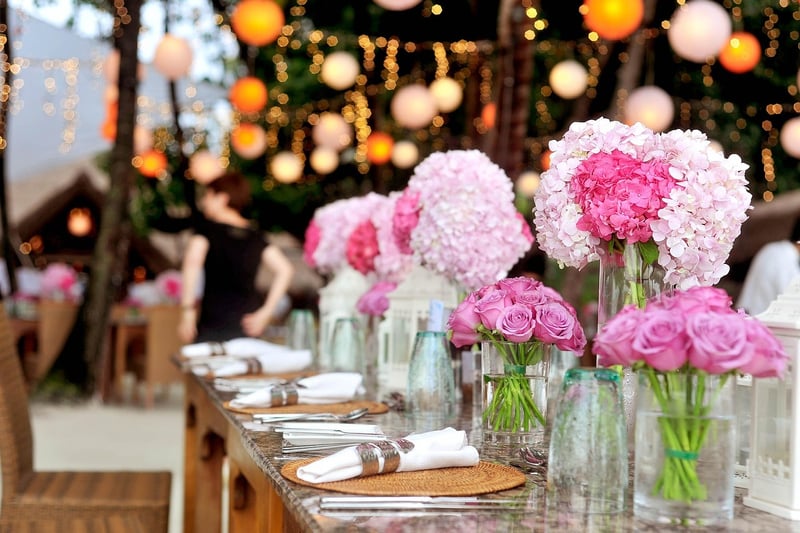 Minimalist Wedding Table Decoration